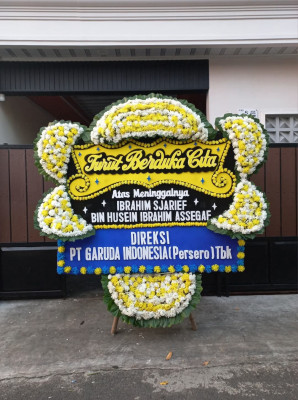Papan Bunga Duka di Tanjung Sakti Pumi