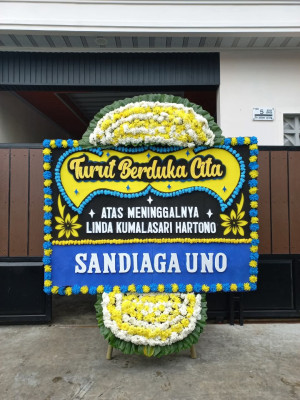 Papan Bunga Duka di Tanjung Sakti Pumi